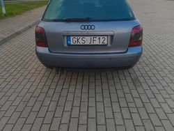 Szary Używany 1999 Audi A4 Sedan/Limuzyna | 4500 zł (Dość drogi)
