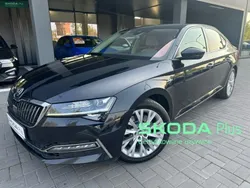Czarny (metalik) Używany 2021 Skoda Superb Sedan/Limuzyna | 129 900 zł (Drogi)