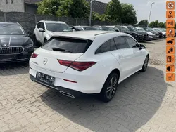 Biały (metalik) Używany 2021 Mercedes CLA200 Kombi | 69 900 zł
