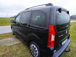 Czarny Używany 2010 Citroën Berlingo Minivan | 24 000 zł (Uczciwa cena)