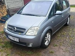 Srebrny Używany 2005 Opel Meriva Minivan | 3900 zł (Uczciwa cena)