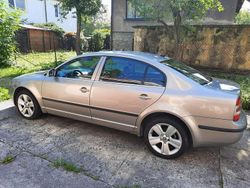 Szary (metalik) Używany 2007 Skoda Superb Sedan/Limuzyna | 18 500 zł