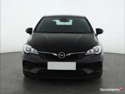 Czarny Używany 2020 Opel Astra Hatchback | 43 499 zł (Uczciwa cena)