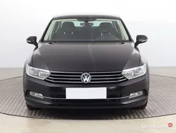 Czarny Używany 2016 VW Passat Sedan/Limuzyna | 38 999 zł (Uczciwa cena)