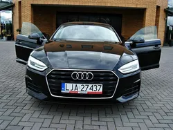 Czarny (metalik) Używany 2019 Audi A5 Ambiente Coupe | 92 900 zł (Uczciwa cena)