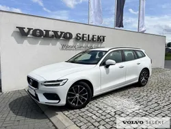 Biały Używany 2022 Volvo V60 Kombi | 123 900 zł (Uczciwa cena)
