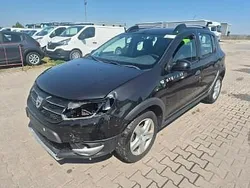 Czarny Używany 2016 Dacia Sandero Hatchback | 12 700 zł