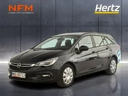 Niebieski Używany 2019 Opel Astra Enjoy Kombi | 42 000 zł (Uczciwa cena)