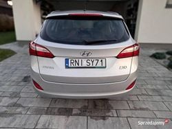 Srebrny Używany 2016 Hyundai i30 Kombi | 31 900 zł