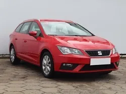 Czerwony Używany 2019 Seat Leon Kombi | 52 999 zł (Uczciwa cena)
