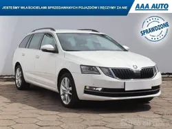 Biały Używany 2017 Skoda Octavia | 55 999 zł (Uczciwa cena)