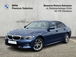 Niebieski phytonic metalizowany Używany 2020 BMW 318 Shadowline Sedan/Limuzyna | 129 900 zł (Drogi)