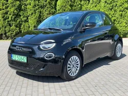 Czarny Używany 2022 Fiat 500e Hatchback | 67 000 zł
