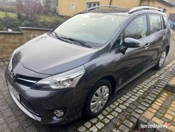Grafitowy Używany 2013 Toyota Verso Minivan | 31 900 zł (Uczciwa cena)