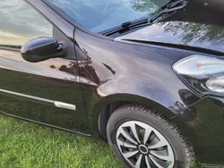 Czarny Używany 2010 Renault Clio III Hatchback | 11 400 zł (Uczciwa cena)
