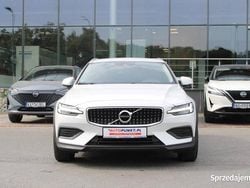 Używany 2022 Volvo V60 CC Kombi | 136 900 zł (Dobra cena)