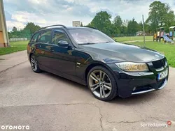 Czarny Używany 2007 BMW 320 Kombi | 21 500 zł