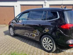 Brązowy Używany 2014 Opel Zafira Tourer Minivan | 39 900 zł