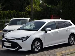 Biały Używany 2021 Toyota Corolla Kombi | 56 800 zł (Dobra cena)