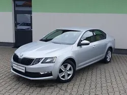Srebrny Używany 2019 Skoda Octavia Ambition Sedan/Limuzyna | 32 500 zł (Dobra cena)