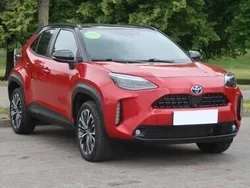 Czerwony Używany 2023 Toyota Yaris Cross SUV | 112 999 zł (Drogi)