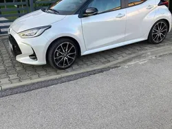 Toyota Yaris Hybrid