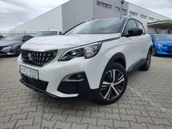 Biały Używany 2017 Peugeot 3008 Active | 59 900 zł (Uczciwa cena)