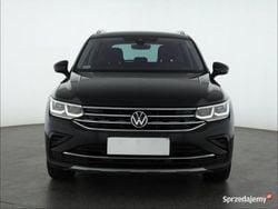 Czarny Używany 2021 VW Tiguan SUV | 91 999 zł (Uczciwa cena)
