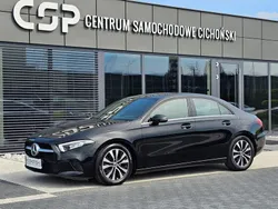 Czarny (metalik) Używany 2020 Mercedes A180 Sedan/Limuzyna | 72 500 zł