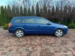 Granatowy Używany 2007 Opel Astra Kombi | 6950 zł (Dobra cena)