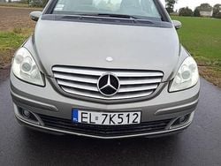 Używany 2005 Mercedes B200 Minivan | 3999 zł