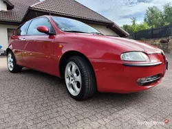 Czerwony Używany 2001 Alfa Romeo 147 Hatchback | 4800 zł (Uczciwa cena)