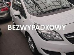 Biały Używany 2014 Opel Meriva Minivan | 23 400 zł (Dość drogi)