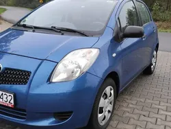 Niebieski Używany 2006 Toyota Yaris Hatchback | 11 900 zł (Uczciwa cena)