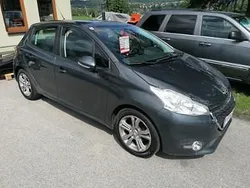 Szary Używany 2013 Peugeot 208 Hatchback | 18 500 zł (Uczciwa cena)