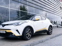 Biały Używany 2018 Toyota C-HR SUV | 84 000 zł (Drogi)