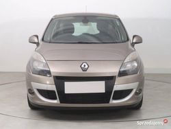 Złoty Używany 2009 Renault Scénic III Minivan | 17 499 zł (Uczciwa cena)