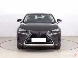 Czarny Używany 2017 Lexus NX300h SUV | 111 999 zł