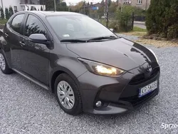 Srebrny Używany 2020 Toyota Yaris Hatchback | 68 900 zł (Uczciwa cena)