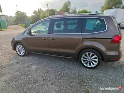 Brązowy Używany 2011 VW Sharan Minivan | 43 800 zł (Dość drogi)