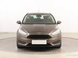 Brązowy Używany 2016 Ford Focus Hatchback | 37 499 zł (Uczciwa cena)