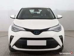 Biały Używany 2022 Toyota C-HR SUV | 94 999 zł (Uczciwa cena)