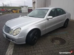 Srebrny Używany 2005 Mercedes E280 Elegance Sedan/Limuzyna | 12 999 zł
