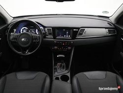 Niebieski Używany 2016 Kia Niro First Edition SUV | 54 499 zł