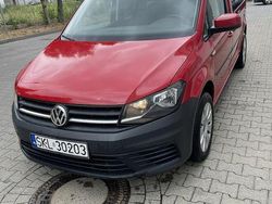 Czerwony Używany 2016 VW Caddy Maxi Minivan | 39 900 zł