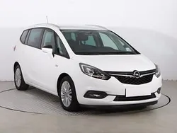 Biały Używany 2017 Opel Zafira Minivan | 47 999 zł (Uczciwa cena)