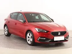 Czerwony Używany 2020 Seat Leon Hatchback | 77 999 zł (Dość drogi)