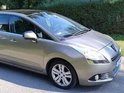Używany 2009 Peugeot 5008 Minivan | 18 900 zł (Drogi)