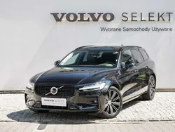 Czarny Używany 2025 Volvo V60 Kombi | 179 900 zł (Uczciwa cena)