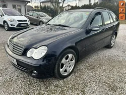 Granatowy Używany 2005 Mercedes C180 Kombi | 14 900 zł
